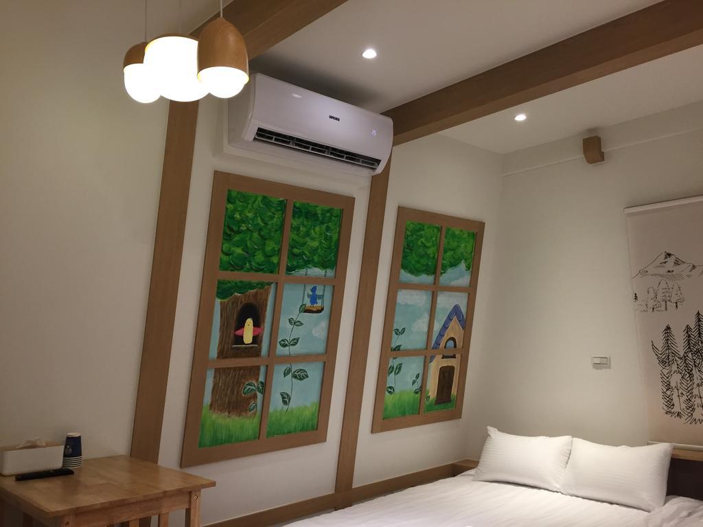ทราเวลเลอร์ คิทเช่น เกาสง Bed & Breakfast ภายนอก รูปภาพ